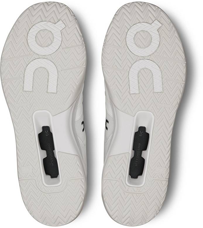 On Women's THE ROGER Clubhouse Pro Shoes