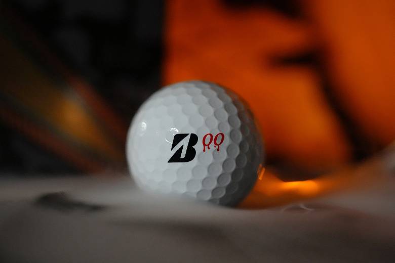 Bridgestone 2024 Tour B RX Boo Golf Balls