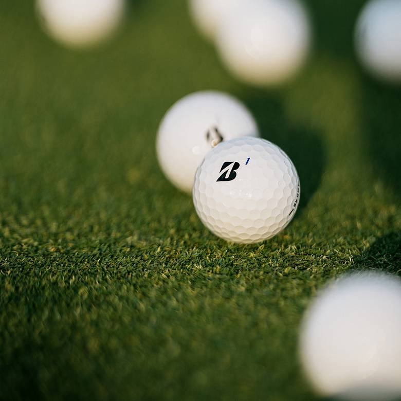 Bridgestone 2026 Tour B XS Golf Balls